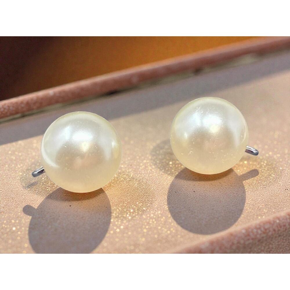 Vintage Richelieu Faux Pearl Clip On Earrings Silver Tone Mid Century Classic